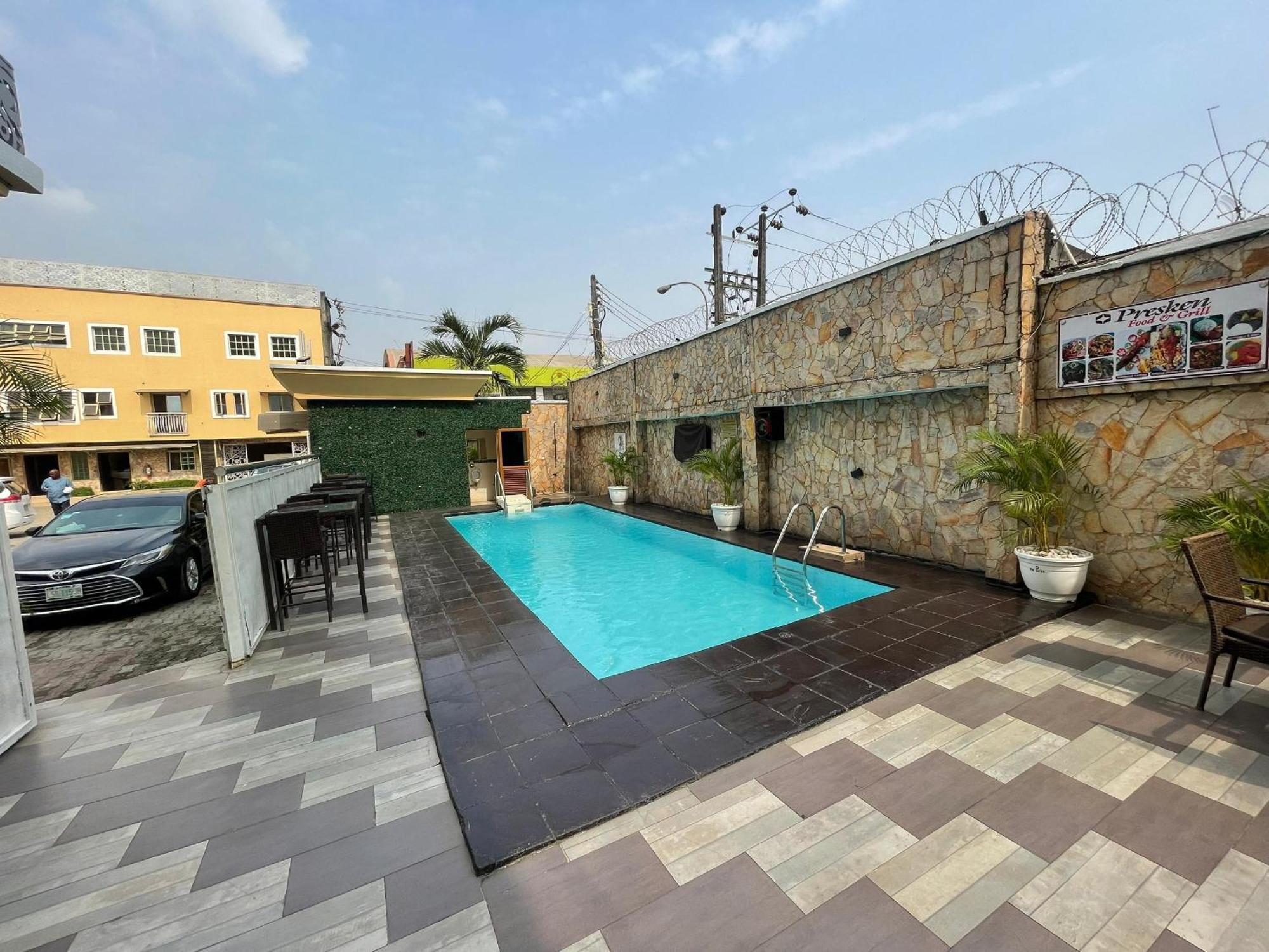 Hotel Presken K-One Ikeja Exterior foto